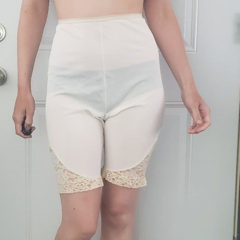 Vintage Vassarette Lacy Pettipants